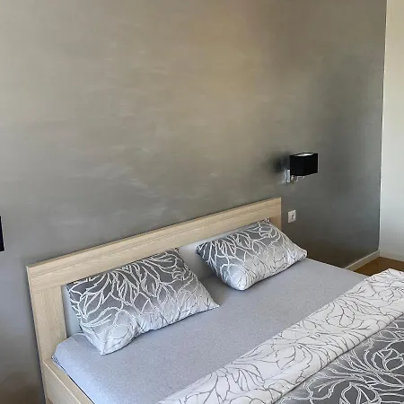 Infinity Apartment *