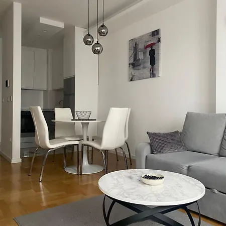 Apartment Infinity *